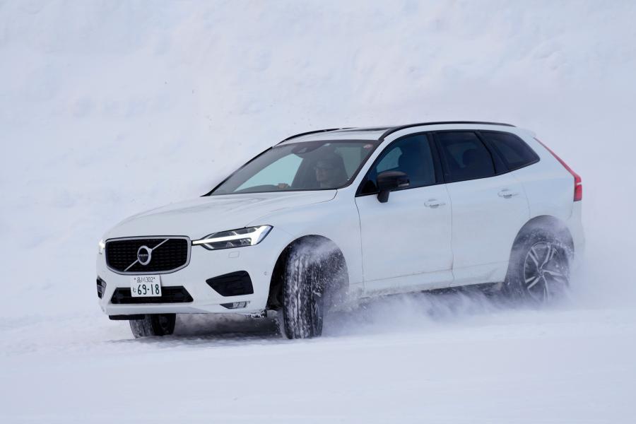  Volvo XC60 D4 R-Design 2017 года  (JP) (фото 27 из 32)